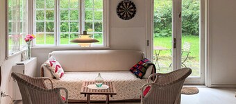 Lovely home in Hundested with WiFi