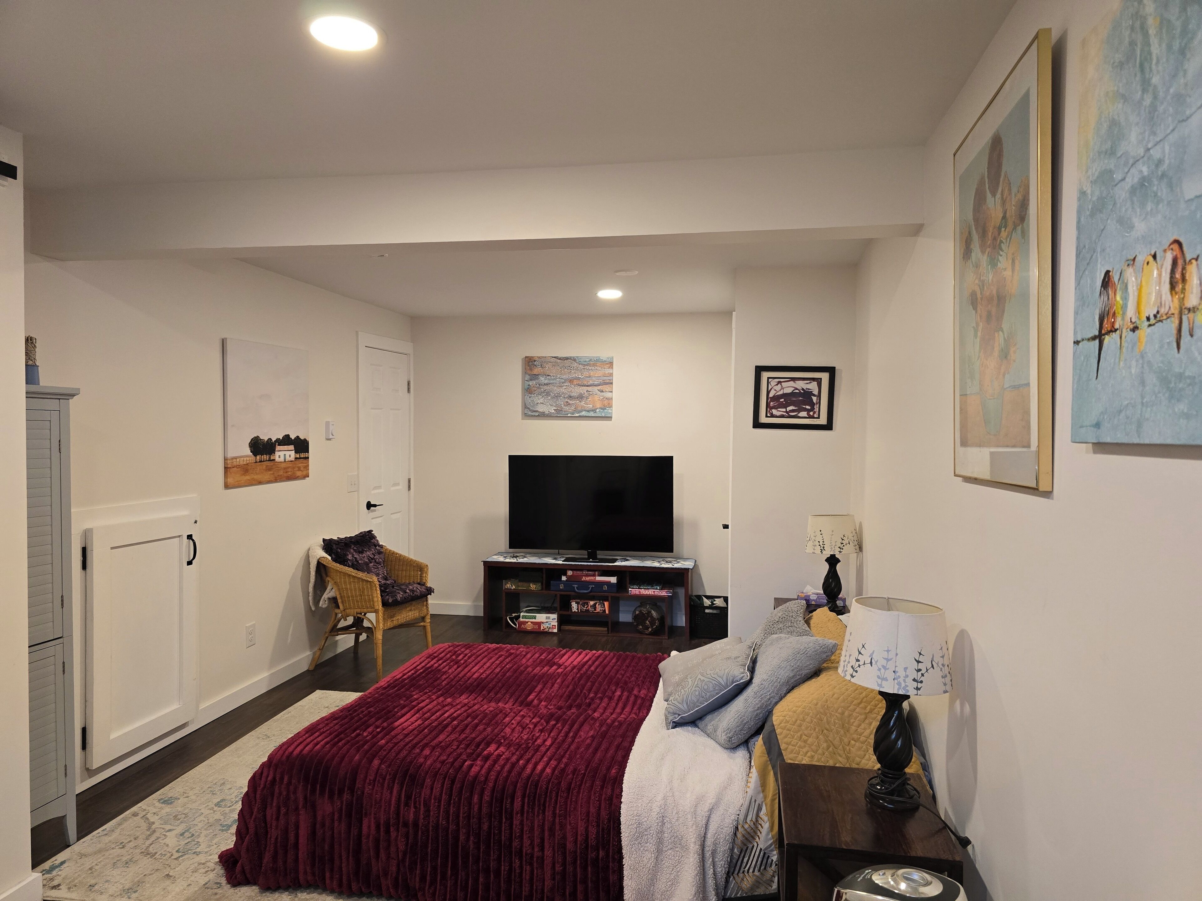1 chambre, bureau, fer et planche à repasser, Wi-Fi gratuit