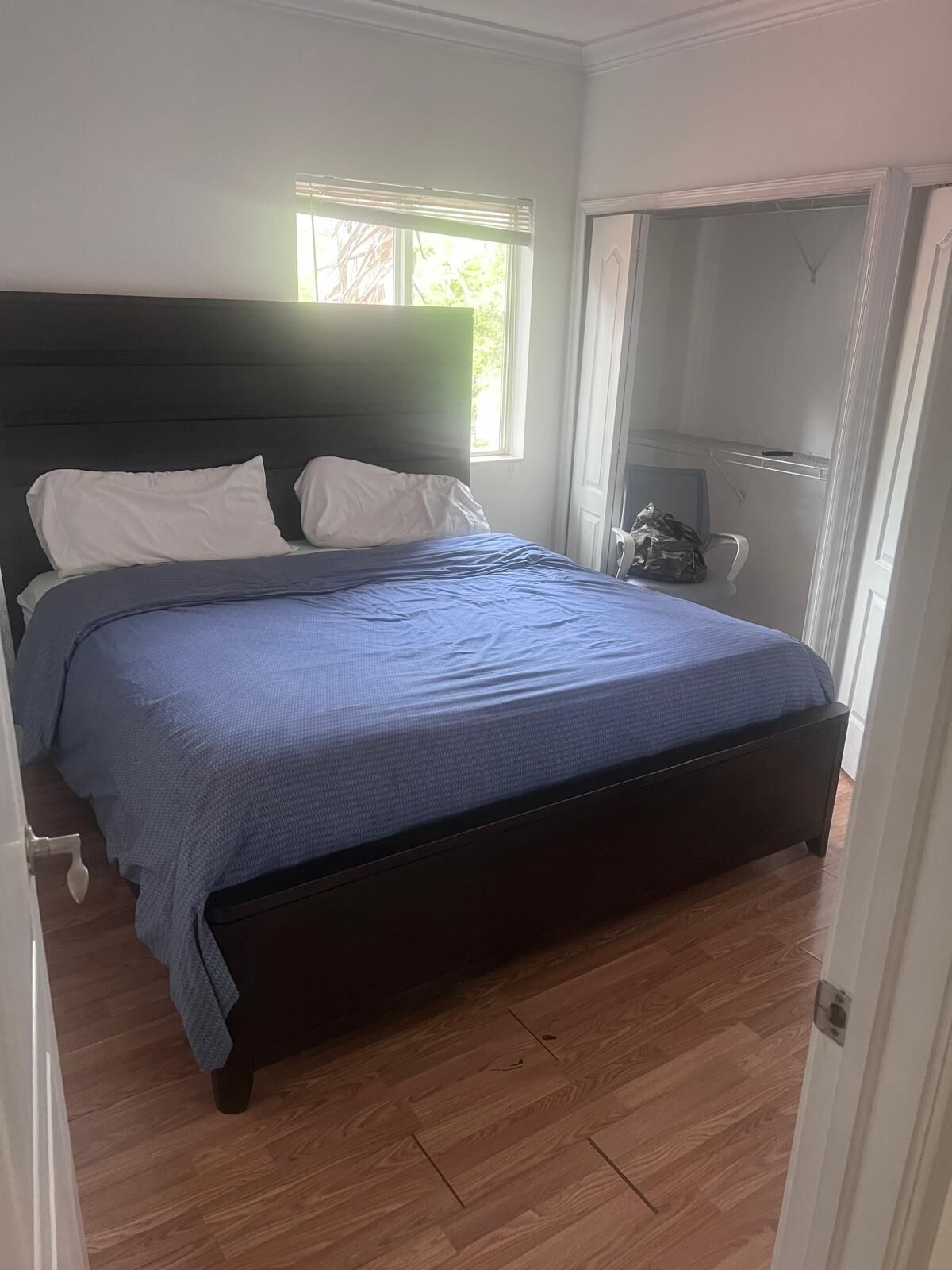 3 bedrooms, WiFi, bed sheets, wheelchair access