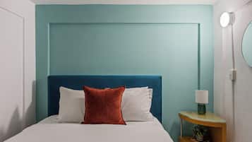 Apartment, 3 Bedrooms, Non Smoking, Kitchen | Free WiFi