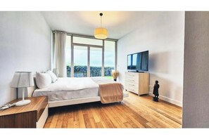 4 dormitorios, Internet, ropa de cama