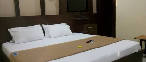 9 makuuhuonetta, silitysrauta/-lauta, Wi-Fi, vuodevaatteet