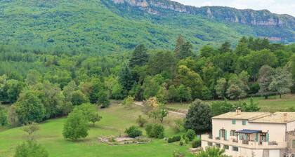 Belle maison Ă Noyers-sur-Jabron avec Wi-Fi