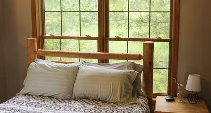 Minutes from Giant City - SIU - Shawnee Winetrail - Shawnee Forest - Cedar Lake