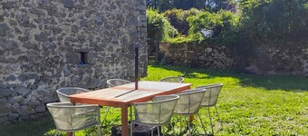 Pet friendly home in Royères with WiFi