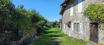 Pet friendly home in Royères with WiFi