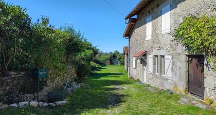 Pet friendly home in Royères with WiFi