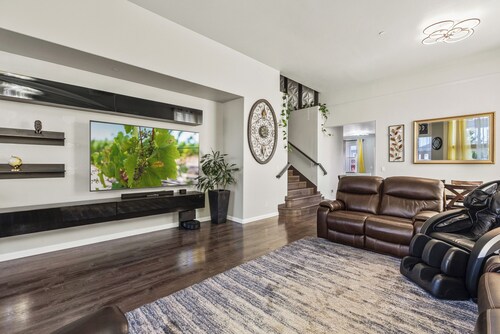 Charming 4-bedroom villa with AC in Windsor