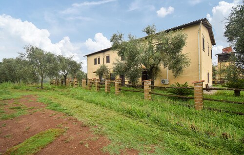 Awesome home in Vignanello