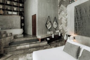 9 bedrooms, internet, bed sheets