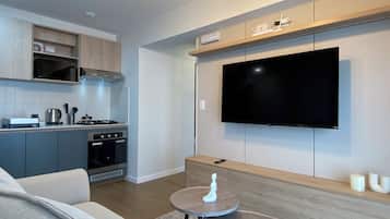 Family Apartment | Living room | Smart TV, heated floors