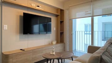 Smart TV, piso con calefacción