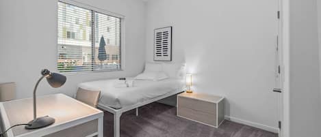 Standard Apartment, 1 Bedroom (Apartment) | Iron/ironing board, free WiFi