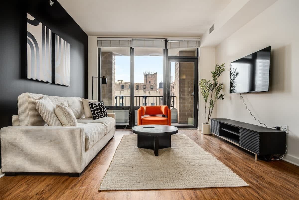 Apartamento standard, 2 quartos (Apartment) | Área de estar | Smart TV 50 polegadas com canais digitais