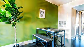 Leilighet – standard, 1 soverom (Apartment) | Spisestue