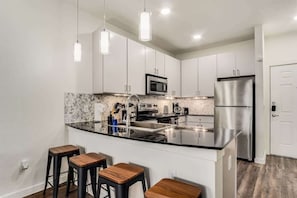 Standard Apartment, 1 Bedroom (Apartment) | Private kitchen | Full-size fridge, microwave, stovetop, dishwasher