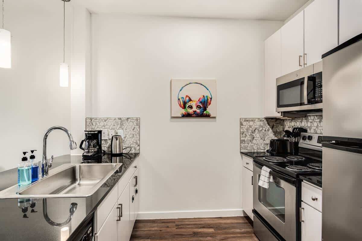 Leilighet – standard, 1 soverom (Apartment) | Eget kjøkken | Kjøleskap, mikrobølgeovn, kokeplater og oppvaskmaskin