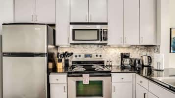 Standard Apartment, 1 Bedroom (Apartment) | Private kitchen