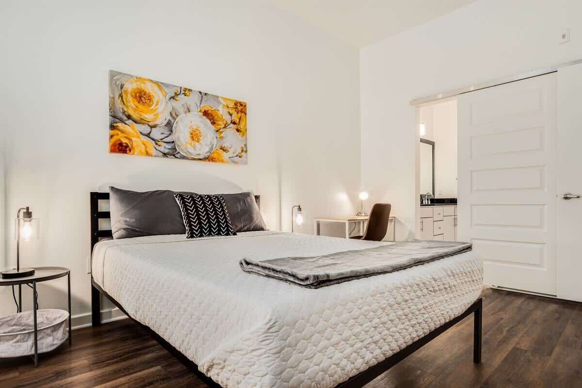 Tabla de planchar con plancha y wifi gratis 