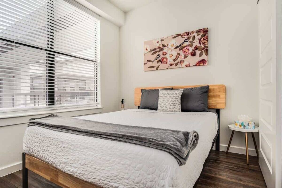 Tabla de planchar con plancha y wifi gratis