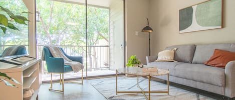 Standard Apartment, 1 Bedroom (Apartment) | Laptop workspace, iron/ironing board, free WiFi