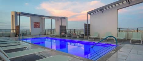 Outdoor pool, sun loungers