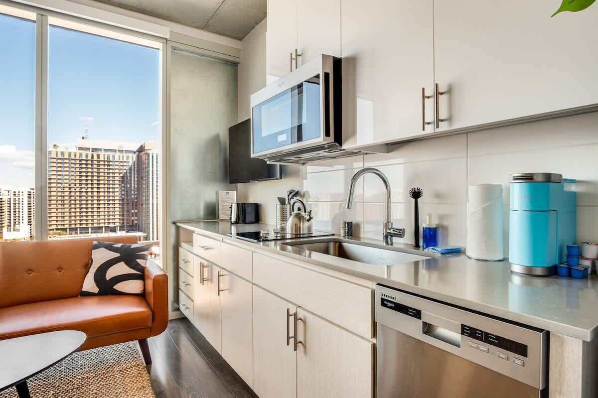 Standard Apartment (Apartment) | Private kitchen | Full-sized fridge, microwave, stovetop, dishwasher