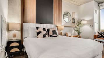 Standard Apartment (Apartment) | Iron/ironing board, free WiFi