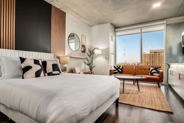 Standard Apartment (Apartment) | Iron/ironing board, free WiFi
