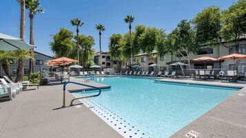 Seasonal outdoor pool