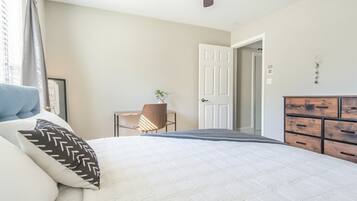 Standard Apartment, 1 Bedroom (Apartment) | Laptop workspace, iron/ironing board, free WiFi