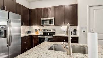 Apartamento standard, 1 quarto (Apartment) | Cozinha privada | Cafeteira/chaleira
