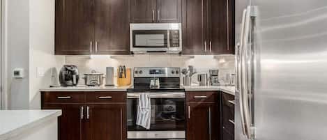 Standard Apartment, 2 Bedrooms (Apartment) | Private kitchen | Coffee/tea maker