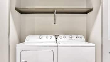 Standard Apartment, 1 Bedroom (Apartment) | Laundry