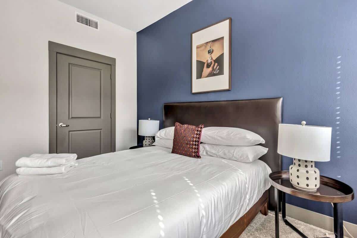 Standard Apartment, 1 Bedroom (Apartment) | Iron/ironing board, free WiFi