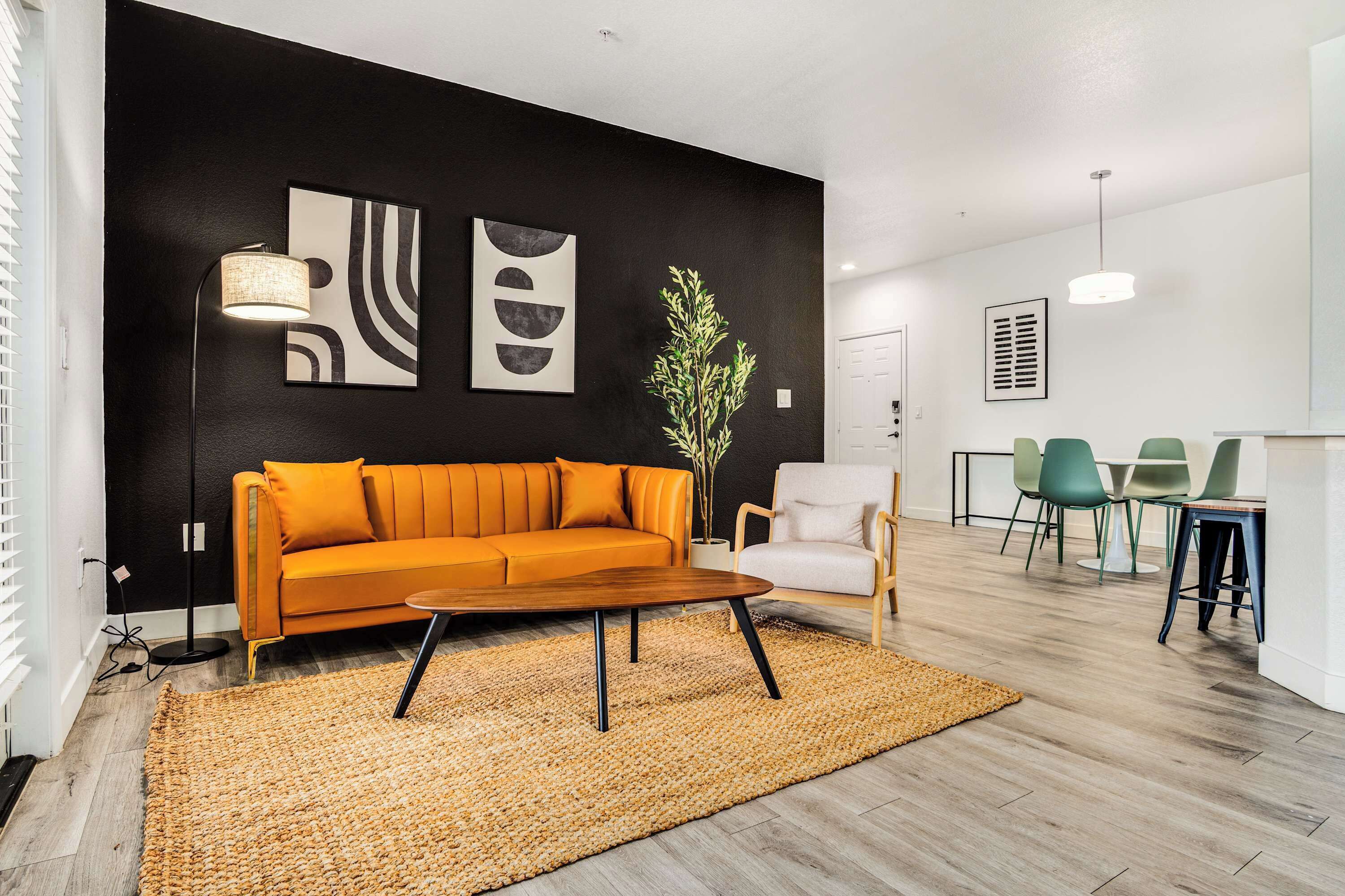 Standard Apartment, 2 Bedrooms (Apartment) | Living area