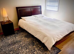 2 Schlafzimmer, Bügeleisen/Bügelbrett, Internetzugang, Bettwäsche