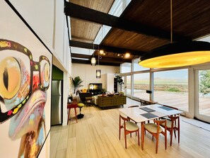 Dining - Strawberry Sands - Modern Beach House (Watsonville)