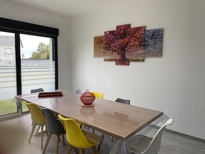 Dining - GITE DE L'ETOILE - ROCROI (ROCROI)