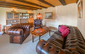 Living area - 1 bedroom amazing home in Jät (Jät)