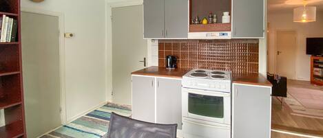 Oven, stovetop