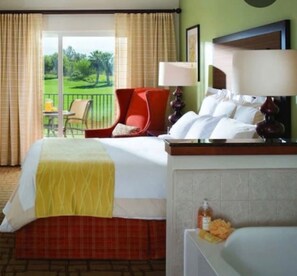 Iron/ironing board, bed sheets