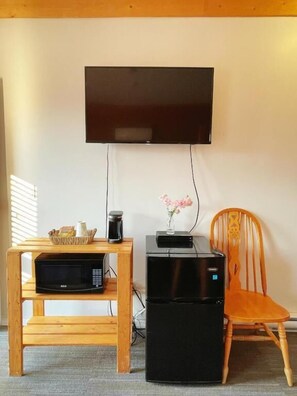 Standard Quadruple Room | Soundproofing, free WiFi
