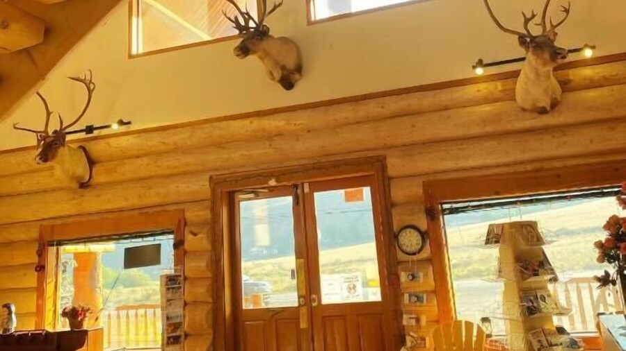 Bear's Claw Lodge