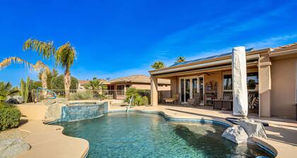 Sun City Grand Oasis - Heated Pool & Fairway Views, Golf Cart Rental Available