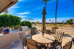 Outdoor dining - Sun City Grand Oasis - Heated Pool & Fairway Views, Golf Cart Rental Available (Surprise)