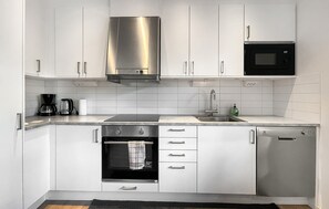 Fridge, oven, dishwasher, coffee/tea maker - 2 bedroom amazing home in Sälen (Sälen)