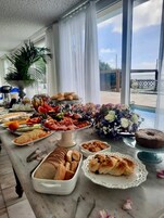 Desayuno buffet incluido todos los días 