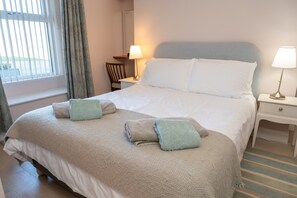 5 Schlafzimmer, WLAN, Bettw äsche