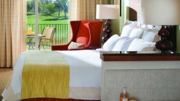 Iron/ironing board, bed sheets